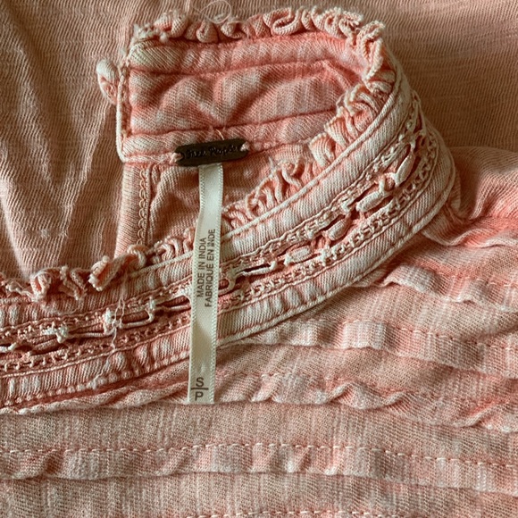 Free People peach flowy blouse short sleeve - Picture 3 of 4